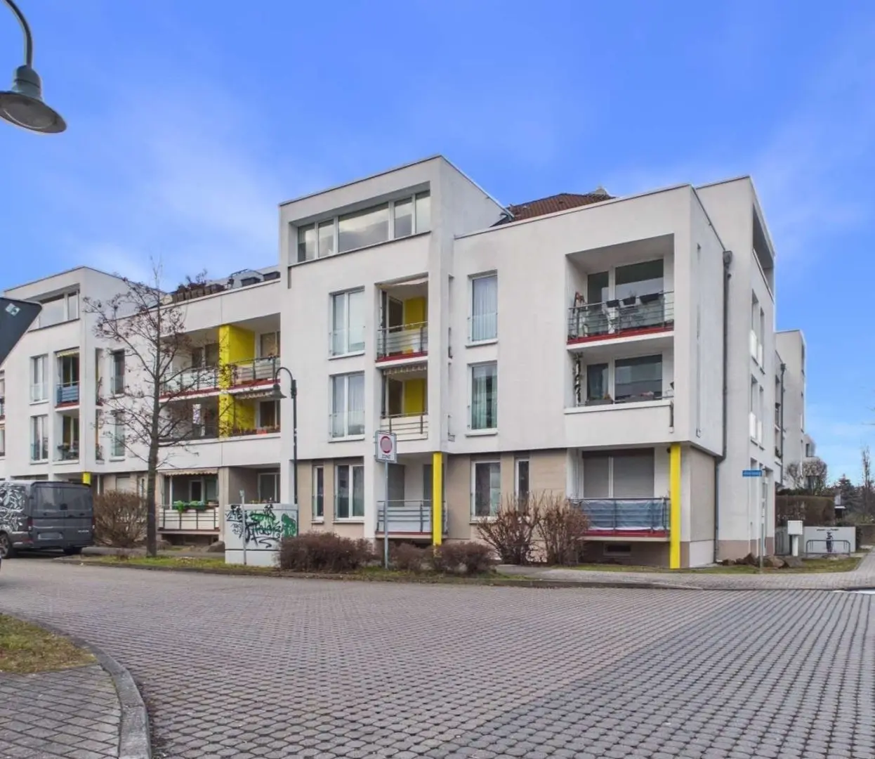 Straßenansicht