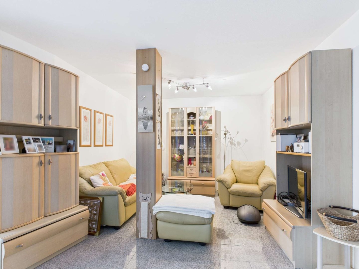 Büro/ Zimmer UG