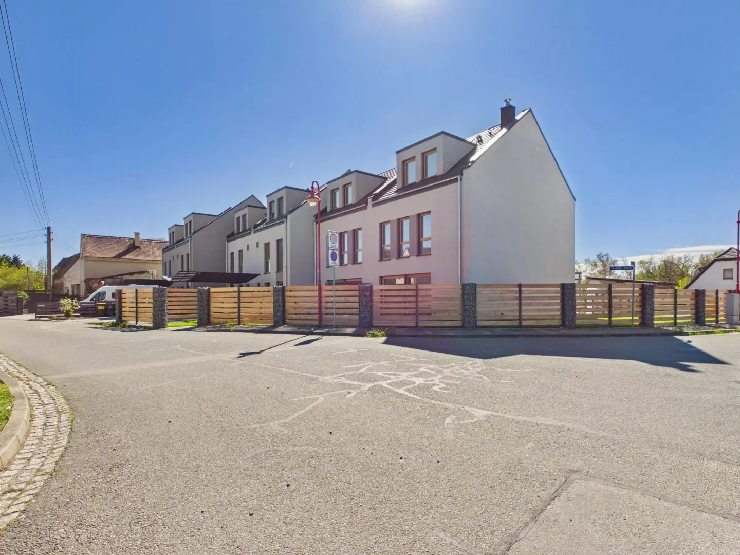Straßenansicht